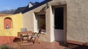 Petite maison naturelle avec son jardin privé - Pluvigner