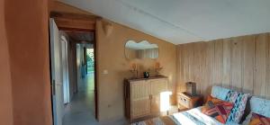 Maisons de vacances Petite maison naturelle avec son jardin prive : photos des chambres