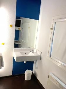 Hotels hotelF1 Saint Brieuc : photos des chambres