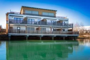 LAGOVIDA Kapitänskajüte c am Störmthaler See - Großpösna