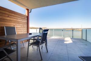 LAGOVIDA Kapitänskajüte d am Störmthaler See