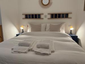 Double Room with Private Bathroom room in Green Rooms