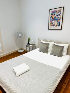 Bernardim - NO 87 - 2B - The Three-Bedroom Escape