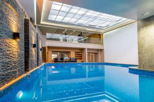 3 Bedroom Duplex 2pools