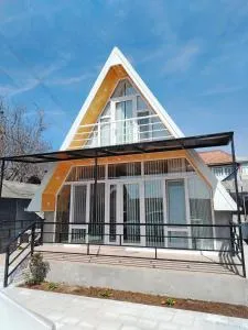 A Frame Sheki Buta - Шеки