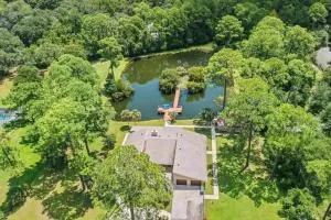 Tranquil Oasis- Fish Pond & Private Island Access - Saint Marys