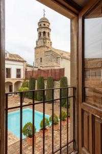 Suite con vistas a la Catedral  room in Hotel Puerta de la Luna