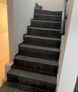 C12 · Casa 2 niveles, alberca y vista al manglar