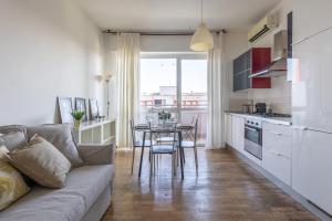 Meravigliosa Suite Vista su CityLife-Famagosta M2,WiFi