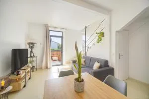 Charmant duplex proche de Cannes centre et à 2min à pied de la mer - 戛纳拉博卡