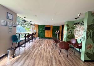 Greenview Medellin By St Hoteles