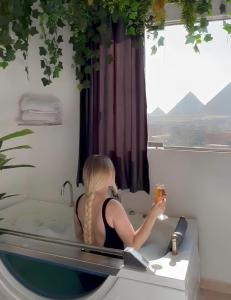 Temple pyramids inn