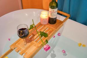 Suite Anna In Paris Republique