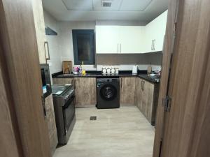 Flat opposite Muscat mall