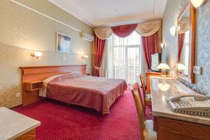 Executive Suite room in Ukraine Hotel