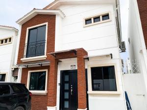 Luxurious house, bedrooms, private pool, parking