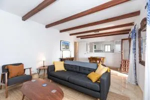 Cortijo Lucero - Andalusian serenity at El Torcál - La Joya