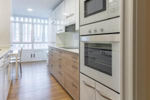 AH Full&Roomy Auditorio de Oviedo VUT6502AS