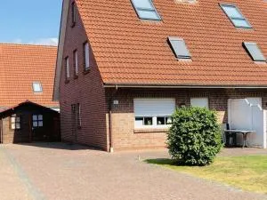 Holiday home in Berum with swimming pool - Berum