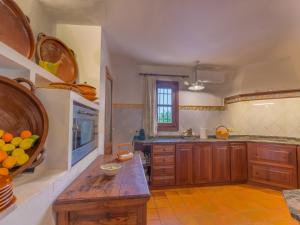 Antonio in Mallorca with Bay Views