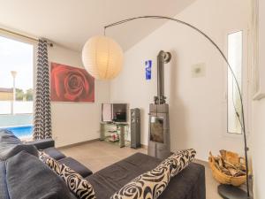 Domus Genti Holiday Home with Pool