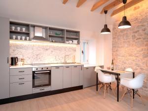 Nicely decorated house with top roofed terrace