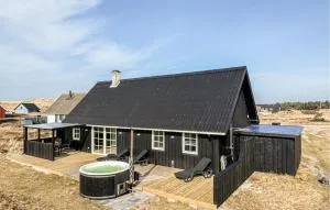 2 Bedroom Stunning Home In Harboøre - Vrist