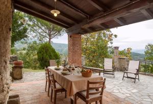 Freistehendes Agriturismo Mit Garten Und Pool
