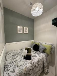 Casa Alia at Coast - near MOA, US Embassy, PICC, WTC