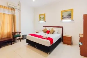 RedDoorz near Focal Point Medan - Sunggal