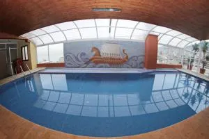 Madisson Hotel - Rayfūn