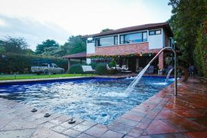 VILLA DOLLS PRIVADA CON SAUNA, PISCINA Y MAs