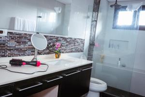 VILLA DOLLS PRIVADA CON SAUNA, PISCINA Y MAs