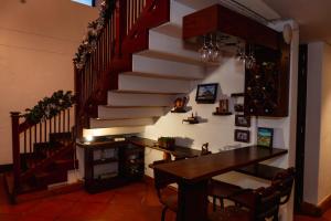 VILLA DOLLS PRIVADA CON SAUNA, PISCINA Y MAs