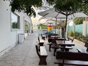 501 Apt 2Q a 100 metros da praia area de lazer