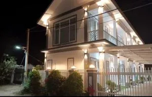 Cambodian Sun Guesthouse - Phumĭ Ândong Pring