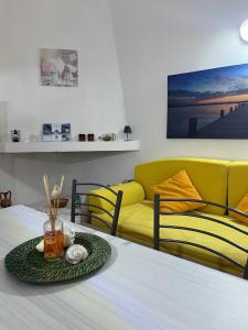 Beachfront Villa Sea & Garden - 2BR - AC - WiFi - BBQ - Parking - Pet Friendly