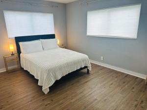 Family Home-Heat Pool-Near Beach