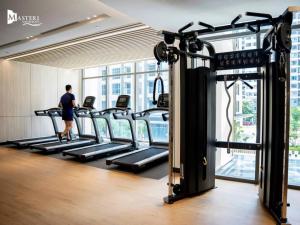 Sunny Deluxe Apartment 1-bedroom And 1-living Room