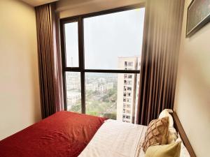 Sunny Deluxe Apartment 1-bedroom And 1-living Room