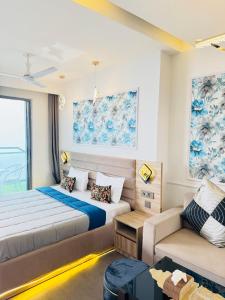 Supernova Spira 39th floor Sec 94 Noida
