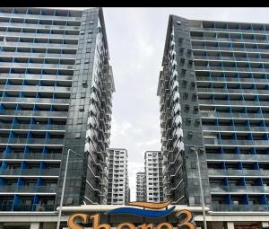 Shore 3 Tower 3 1BD - MOA Complex