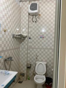 Nhà Nghỉ Long Lưu