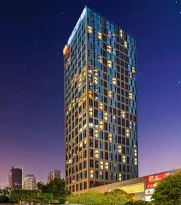 Poly Pivot International Aparthotel Guangzhou East Railway Branch - Free Shuttle Bus to Canton Fair Complex During Canton Fair Period - Lung-yen-tung Poly Pivot International Aparthotel Guangzhou East Railway Branch - Free Shuttle Bus to Canton Fair Complex During Canton Fair Period - Lung-yen-tung