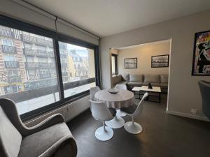Appartement PLACE MORNY, HYPER CENTRE !