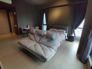 Mossaz by OliverHome - 3Pax - SmartTV-1Utama