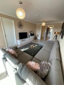 Beautiful luxury Apartment with Skyline