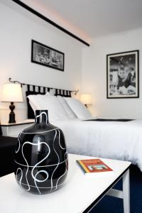 Hotels Le Relais Des Chartreux : photos des chambres