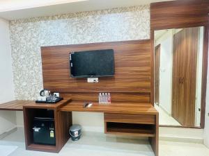 hotel deep palace