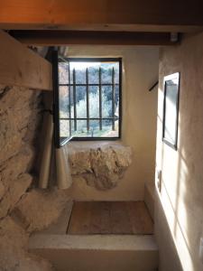 Remote cottage with valley views